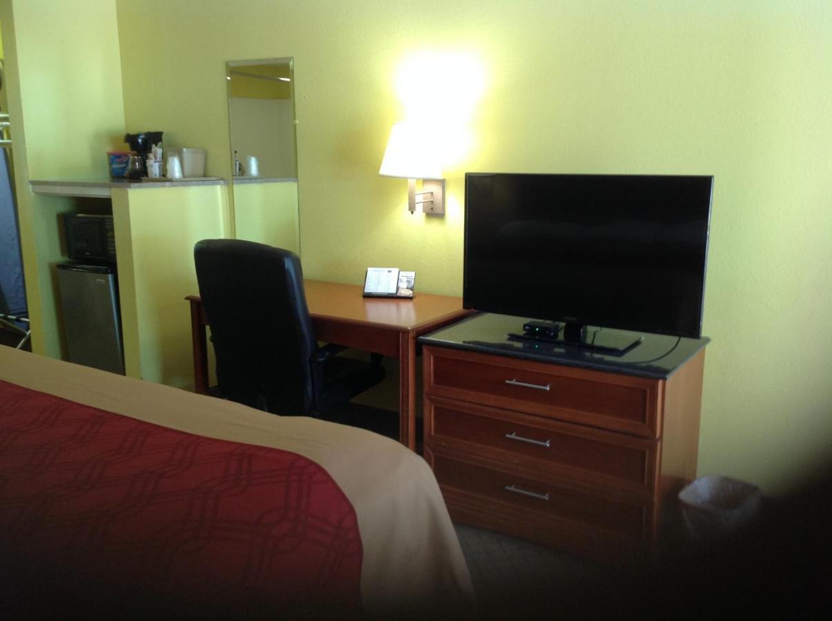 Econo Lodge Picayune Quarto foto